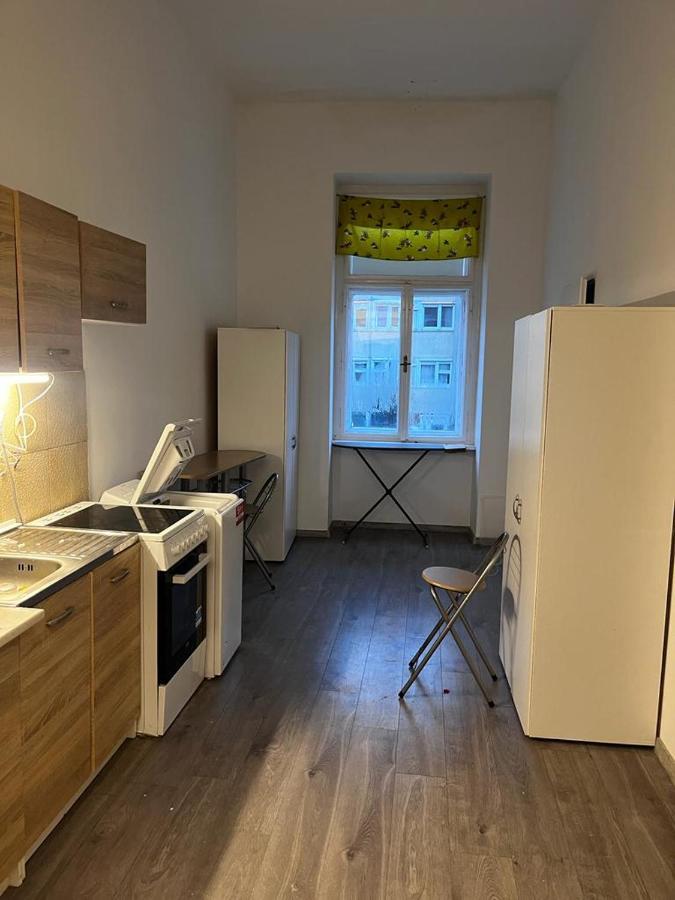 Downtown Fine-Tuned 2 Bedroom + Livingroom Apartment Th.32.1.3 Szombathely Buitenkant foto