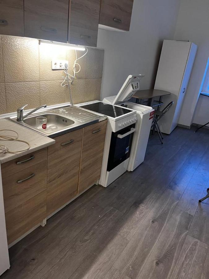 Downtown Fine-Tuned 2 Bedroom + Livingroom Apartment Th.32.1.3 Szombathely Buitenkant foto